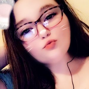 Meet your Posher, Katelyn